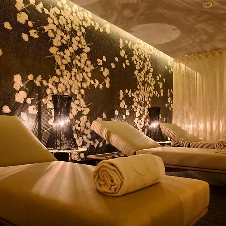 Hotel Epic Sana 5*